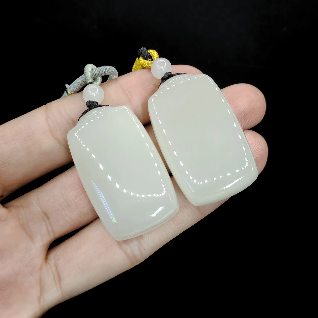 【老三珠宝】和田玉无事牌吊坠赠绳子M8【多样性发其一】约37-23-12mm