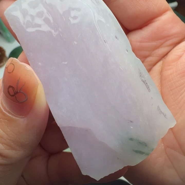 定制翡翠未镶嵌包抛光