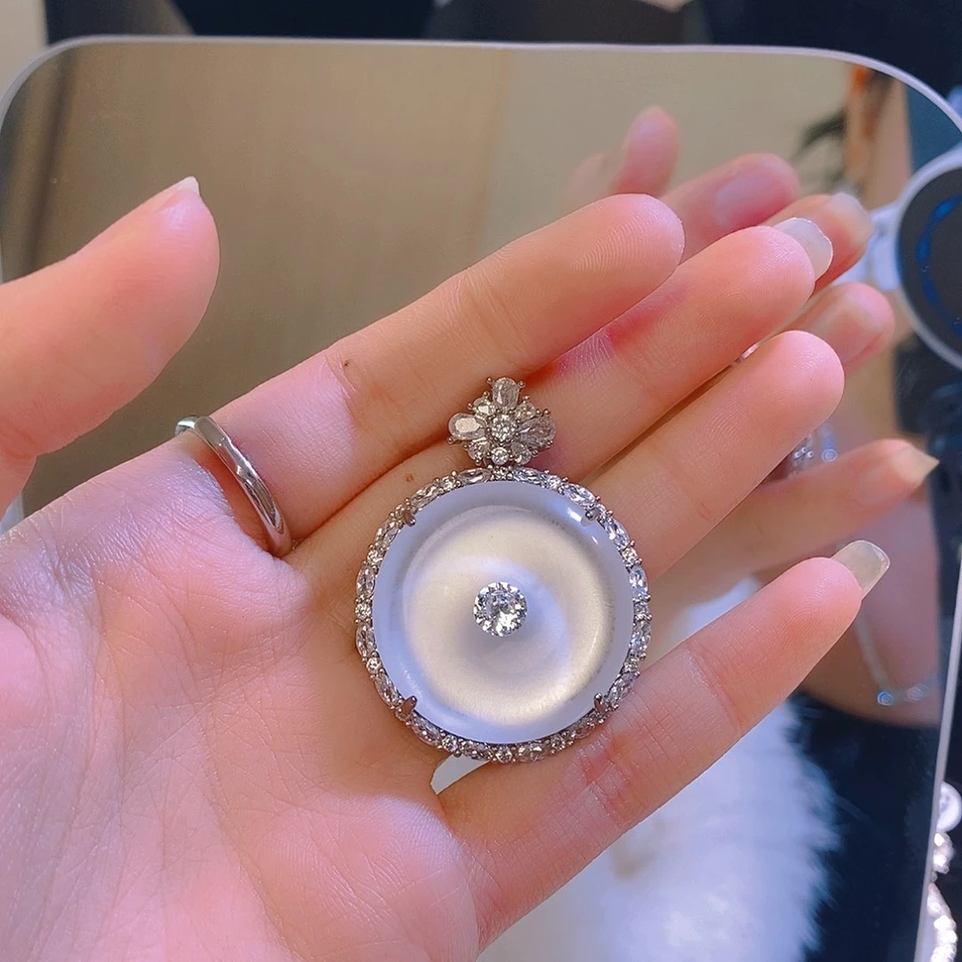 锆石铜合金白富美