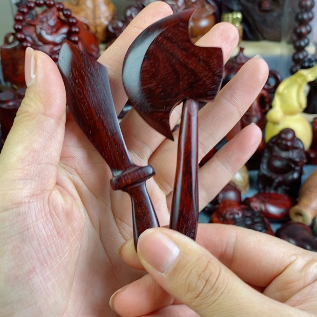 檀香木小叶紫檀斧头刀两个