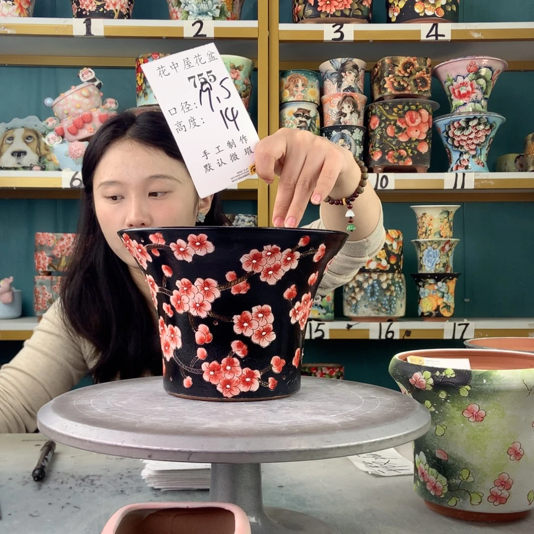 陶景德镇手工花盆755