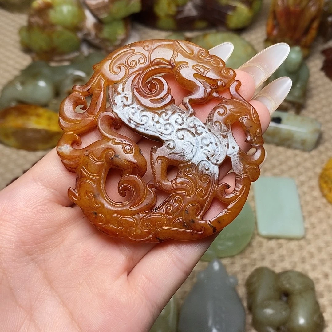 未镶嵌蛇纹石玉颈饰