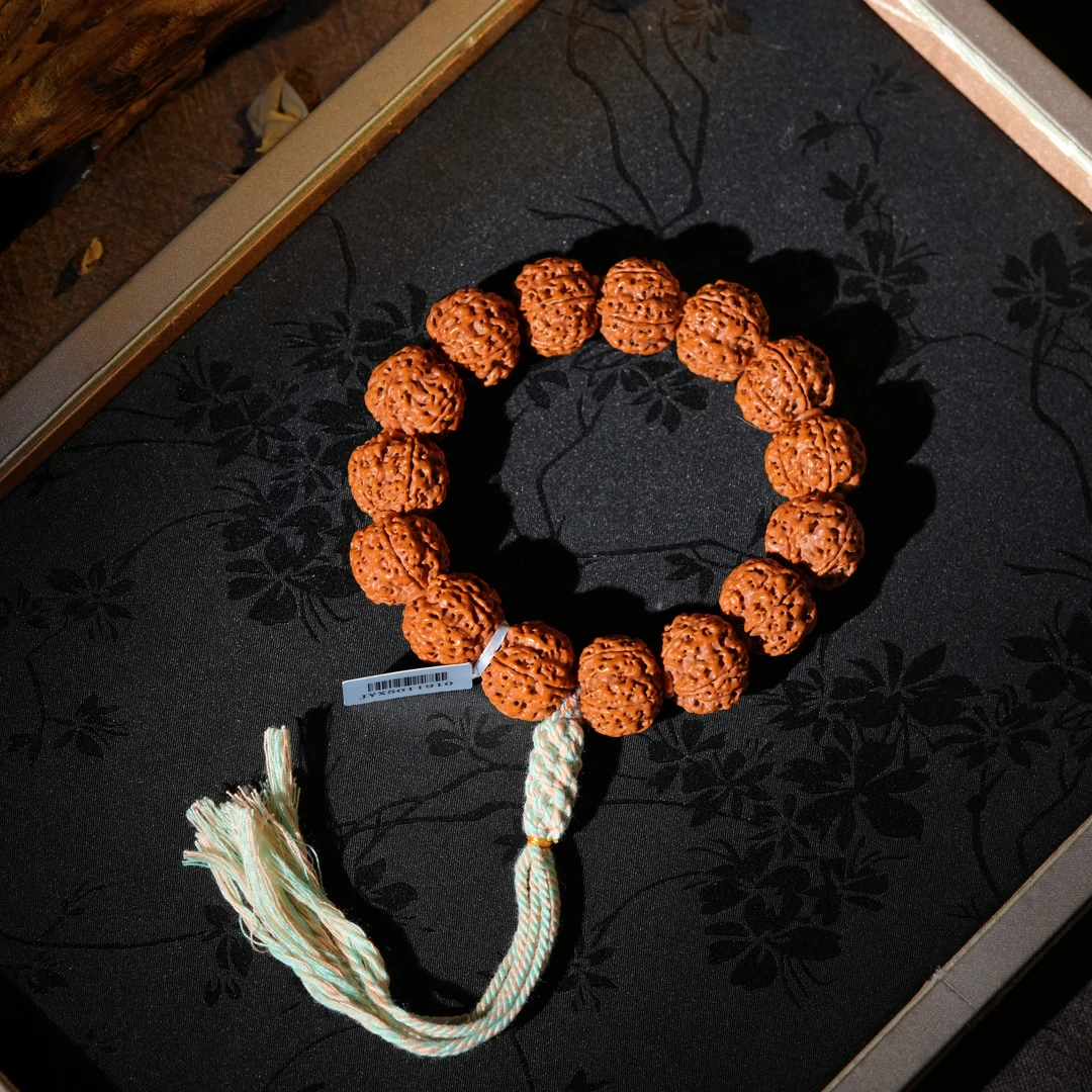 左边婷姐丨木质文玩手持 （JYX5011910）