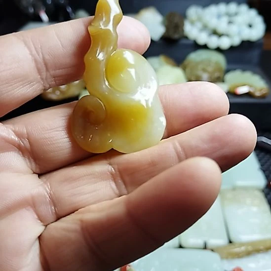 和田玉未镶嵌吊坠(不含链)