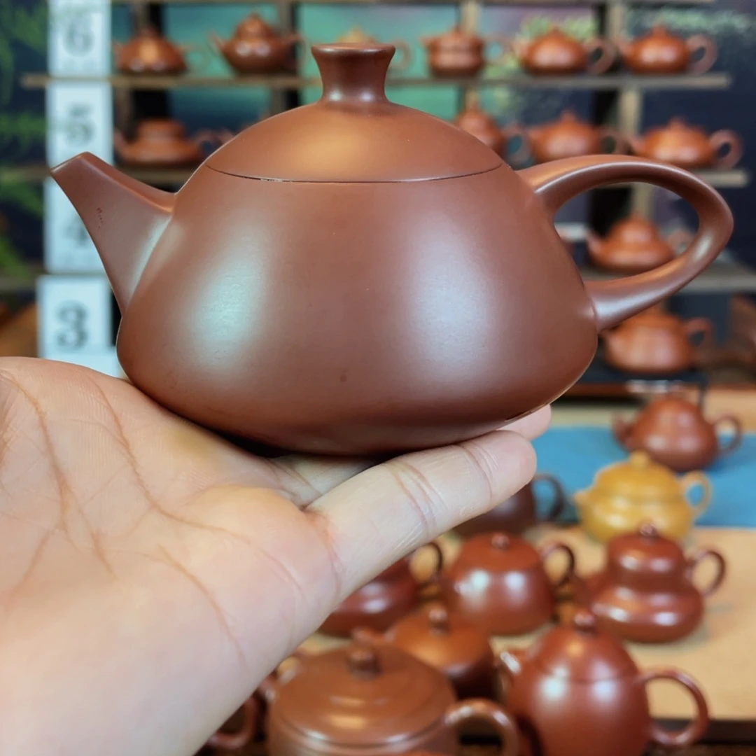 茶壶紫砂随**在潮州手工手拉朱泥玉兔壶