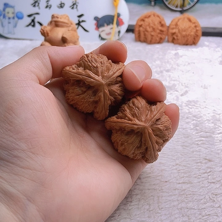 把件文玩核桃凡三棱