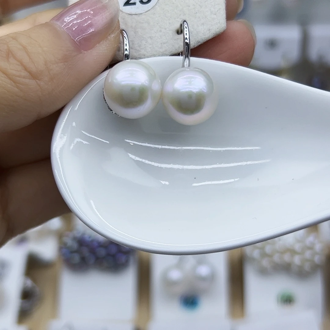 银S925镶嵌耳钉淡水珍珠