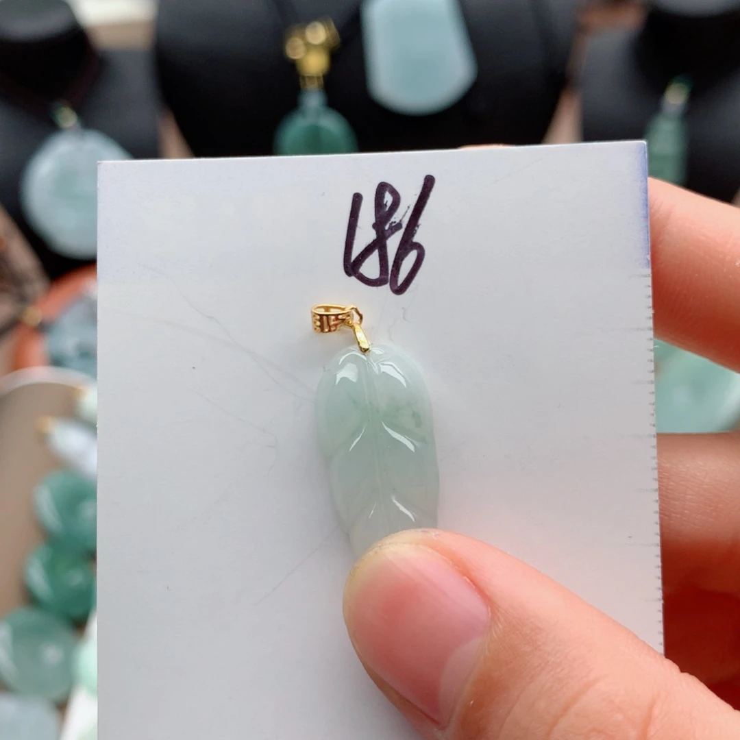 翡翠银S925镀金镶嵌颈饰吊坠