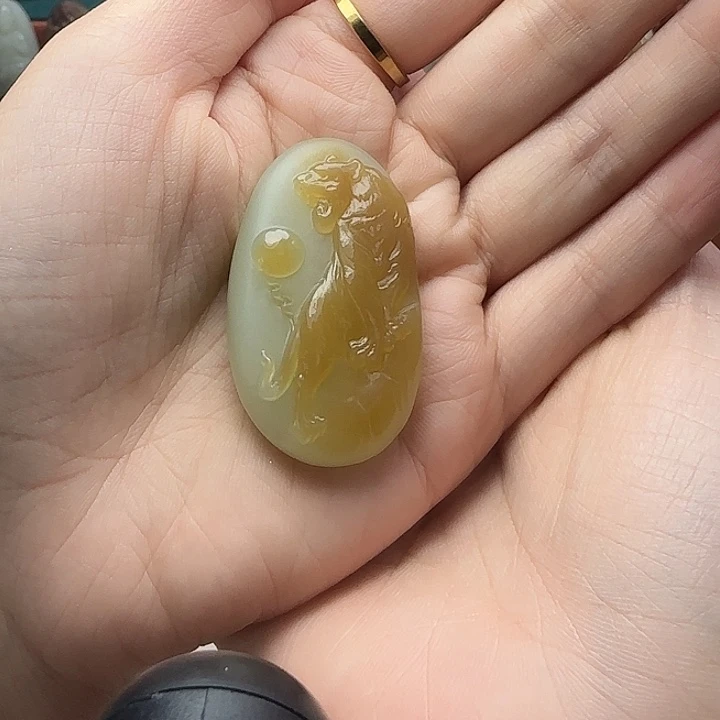 和田玉（糖玉）未镶嵌颈饰