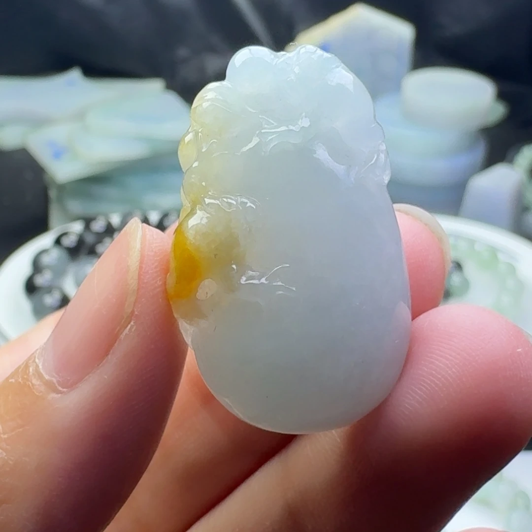 翡翠未镶嵌颈饰金蟾福袋
