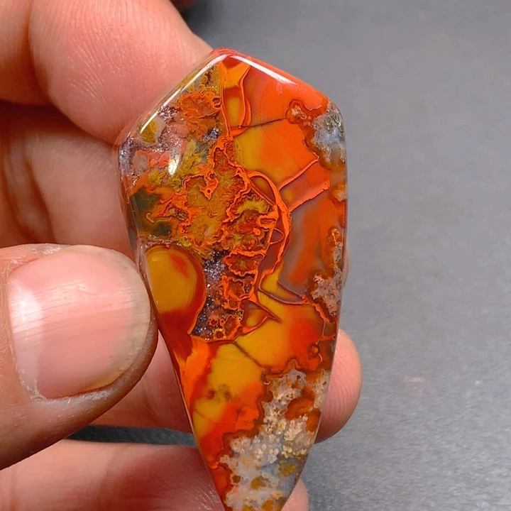 玛瑙/玉髓颈饰未镶嵌宝****9