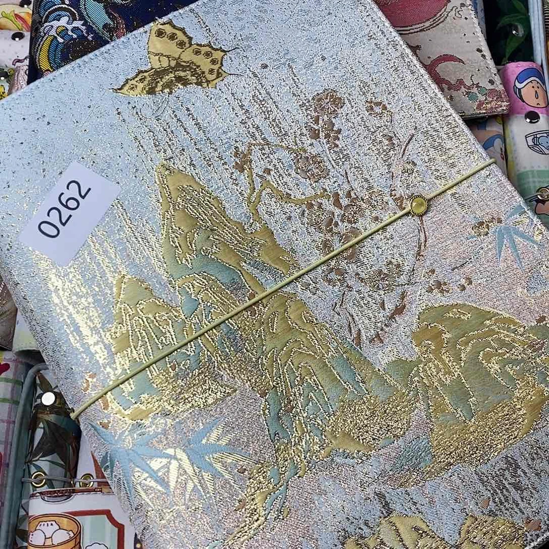 织绣A4活页带卡册0262