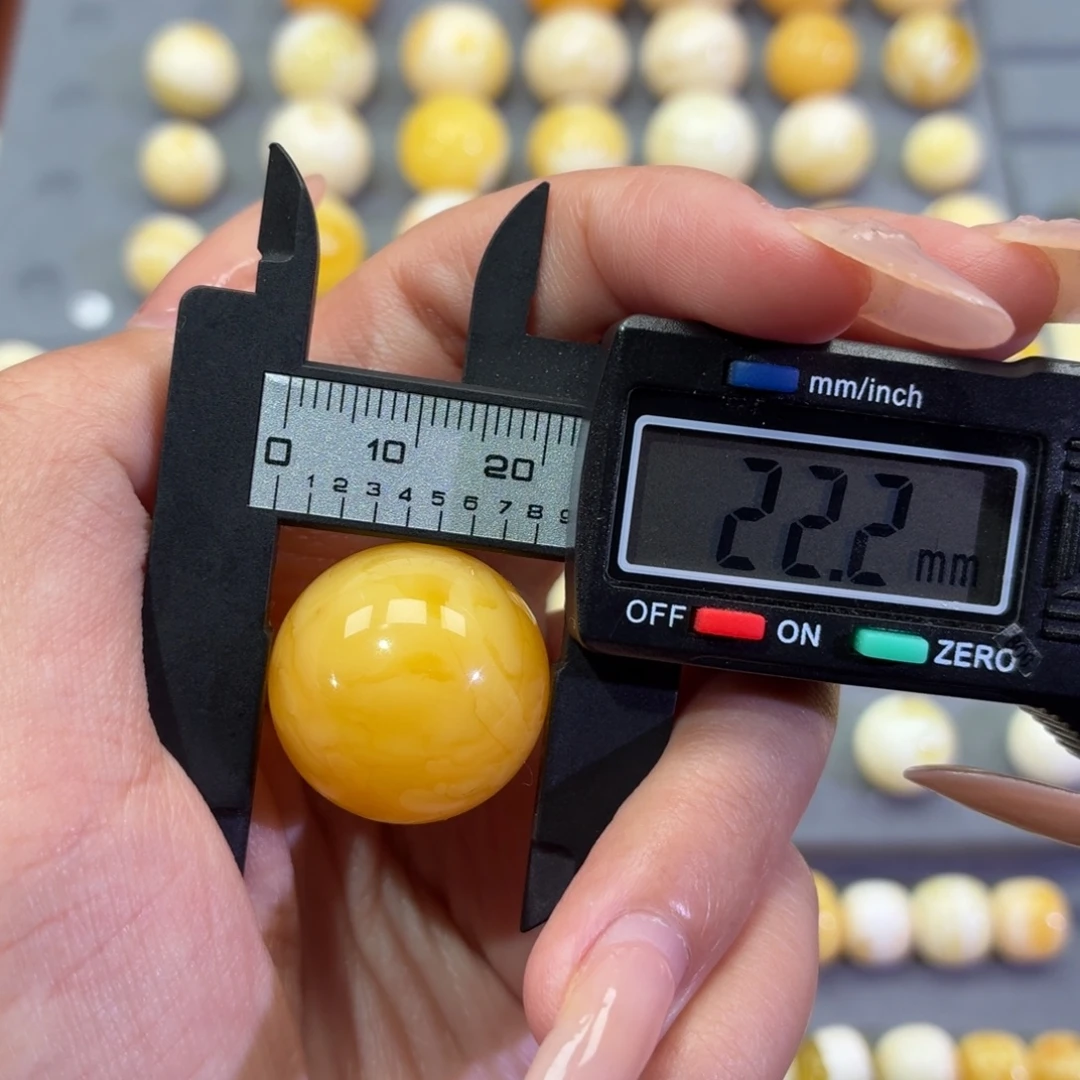 琥珀未镶嵌裸石圆珠