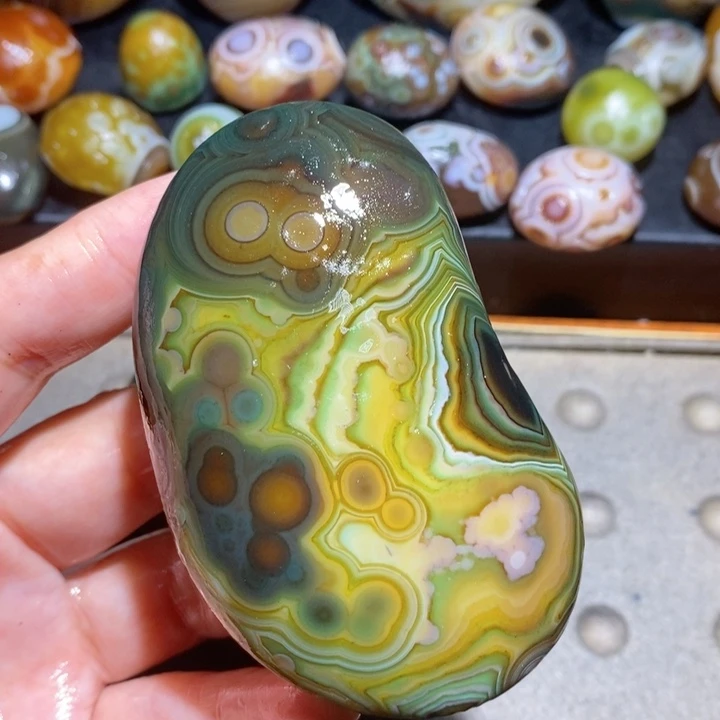 未镶嵌玛瑙/玉髓珠宝半成品25