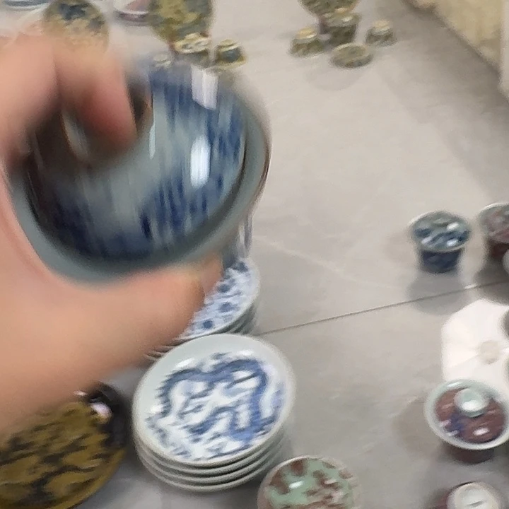 瓷片青花鱼化龙二才马蹄盖碗