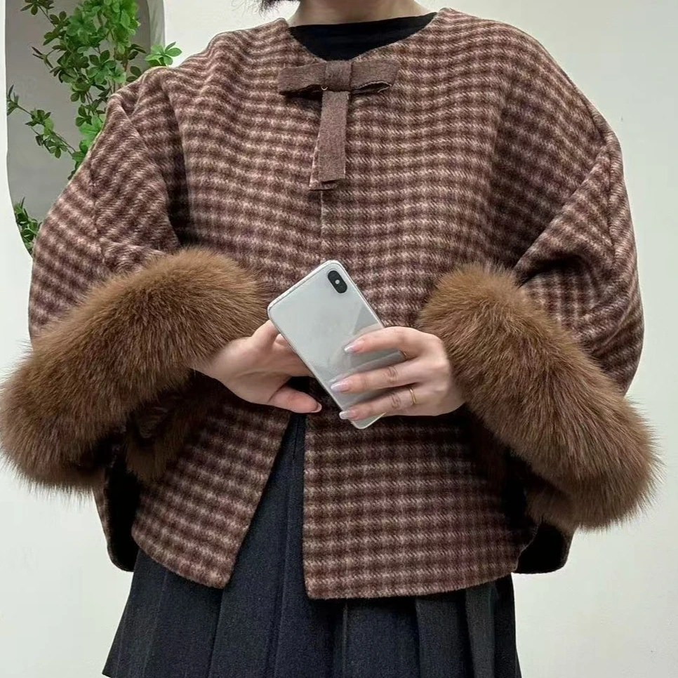 复古红典格子大毛袖斗篷外套女2025新款冬装时尚风双面羊毛大衣