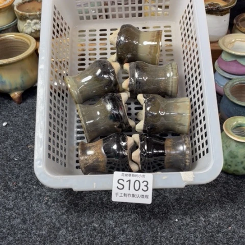 紫砂花盆微瑕103口径3.5左右