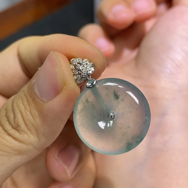 【闪购商品】翡翠18K金镶嵌吊坠(不含链)