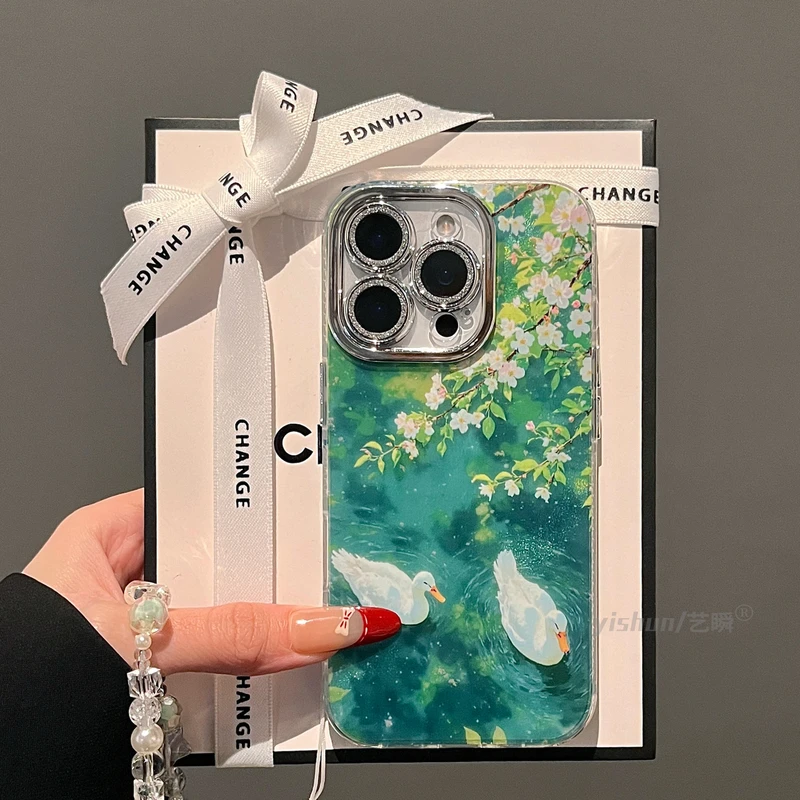 原创春绿清潭小天鹅油画16ProMax手机壳苹果新款iPhone15pro唯美