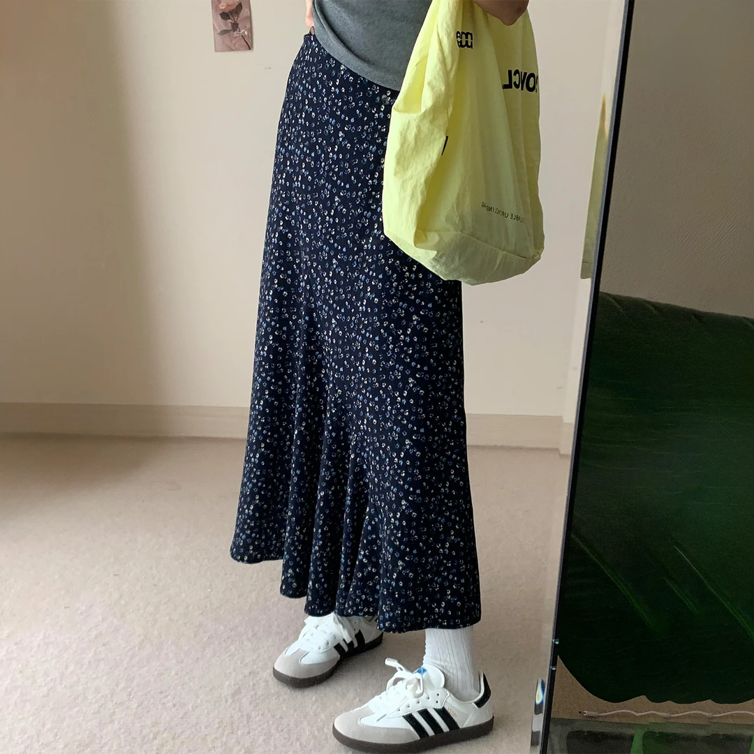 碎花半身裙女2025新款胖mm梨形身材高腰显瘦a字裙中长款鱼尾裙子