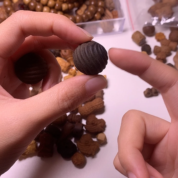 檀香木手串/手链檀香阴沉锤纹珠