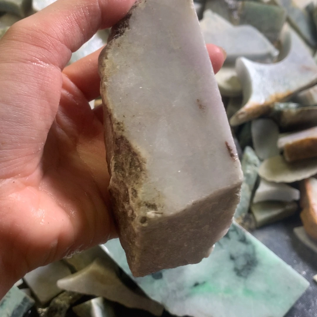 翡翠颈饰未镶嵌缅甸翡翠