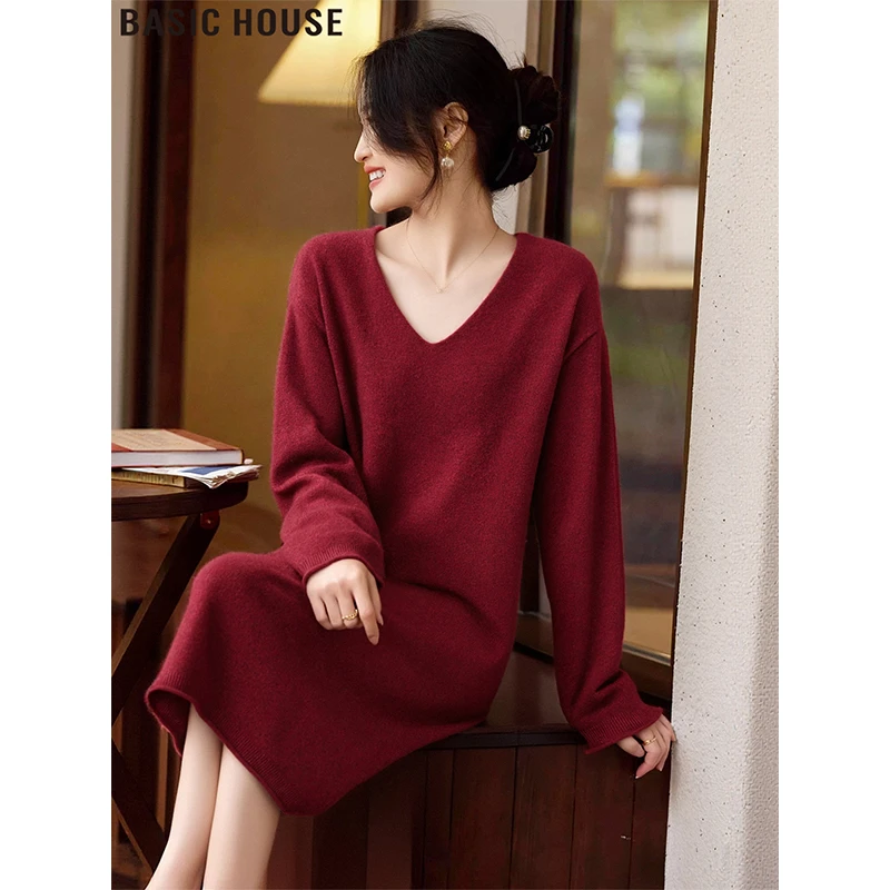 Basic House/百家好红色羊毛针织连衣裙高级感V领长裙女2025秋冬