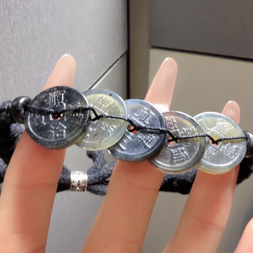 岫玉未镶嵌五帝钱