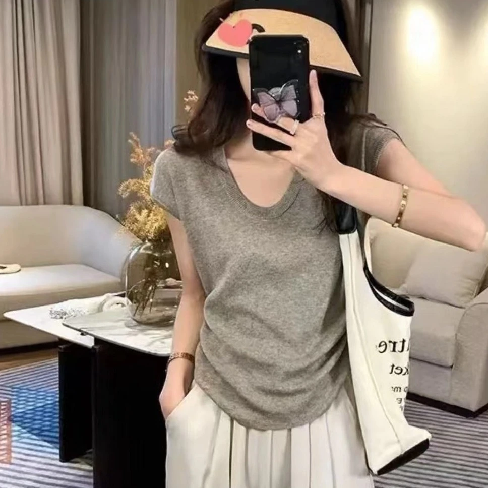 2025夏季新款修身显瘦薄款百搭短袖T恤女纯色优雅气质U领冰凉上衣