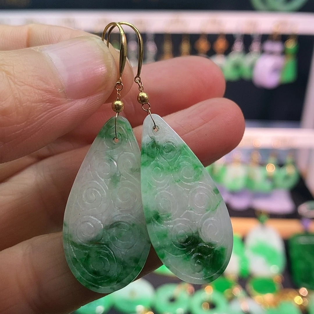 翡翠18K金镶嵌耳饰耳饰