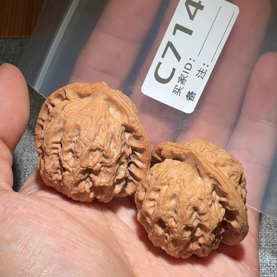 吊坠文玩核桃梨木台714