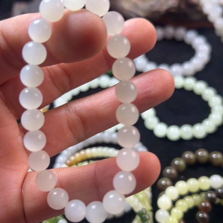 和田玉（糖玉）未镶嵌手链