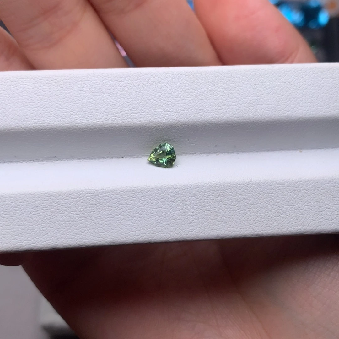裸石蓝宝石0.635ct