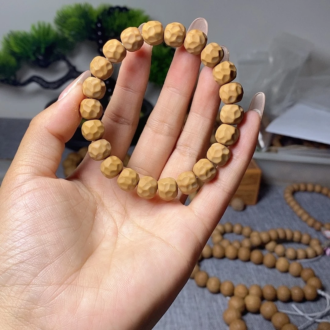 猴头核桃手串绪***寻微瑕