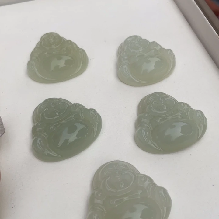 和田玉未镶嵌颈饰多样性发货，发其一