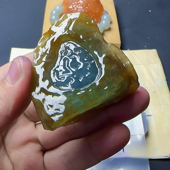 牛***坤翡翠9K金镶嵌脚饰