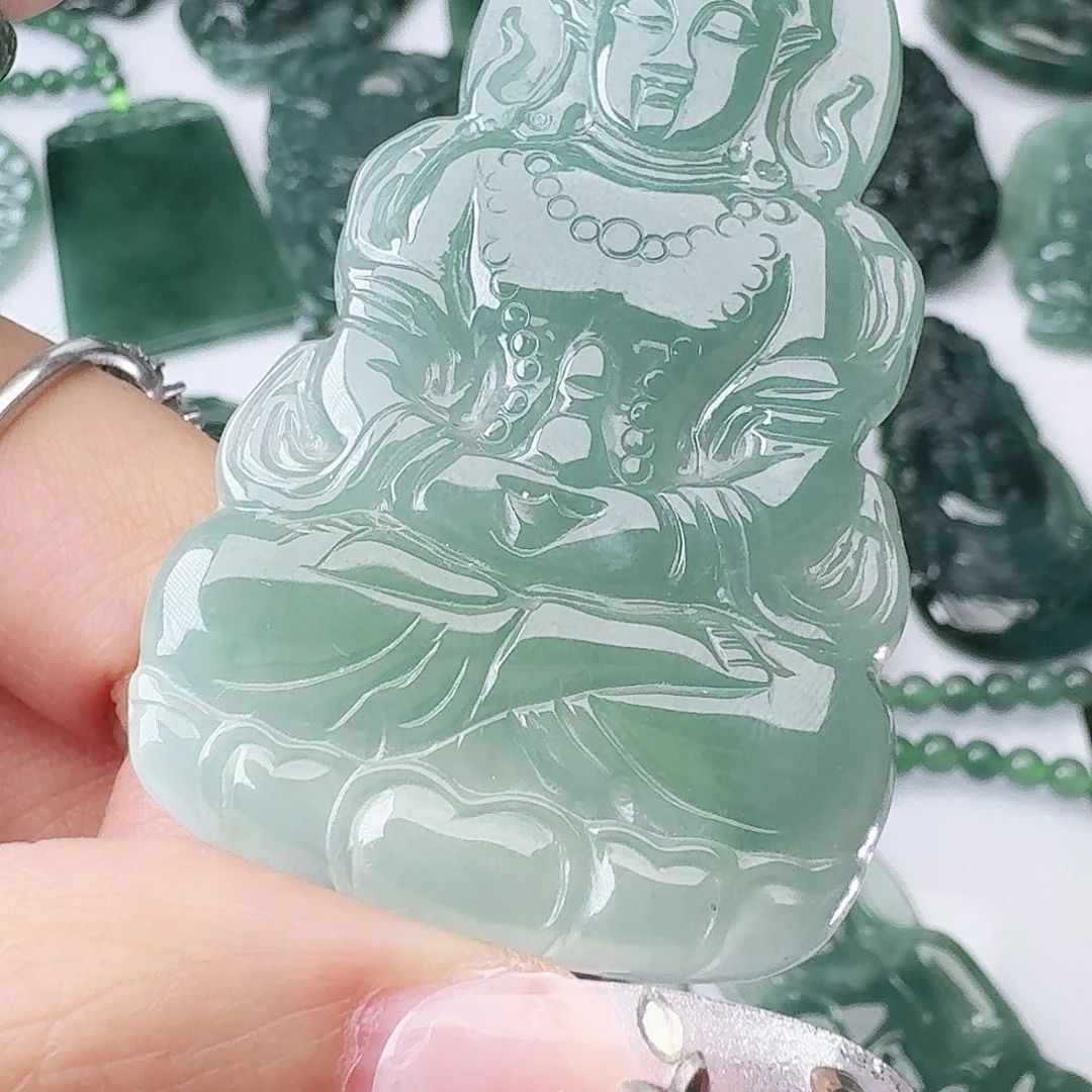 翡翠未镶嵌颈饰111