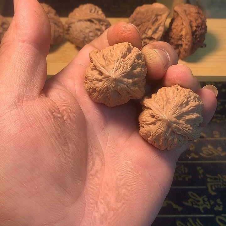 逍***遥大叶紫檀（黑酸枝木类）