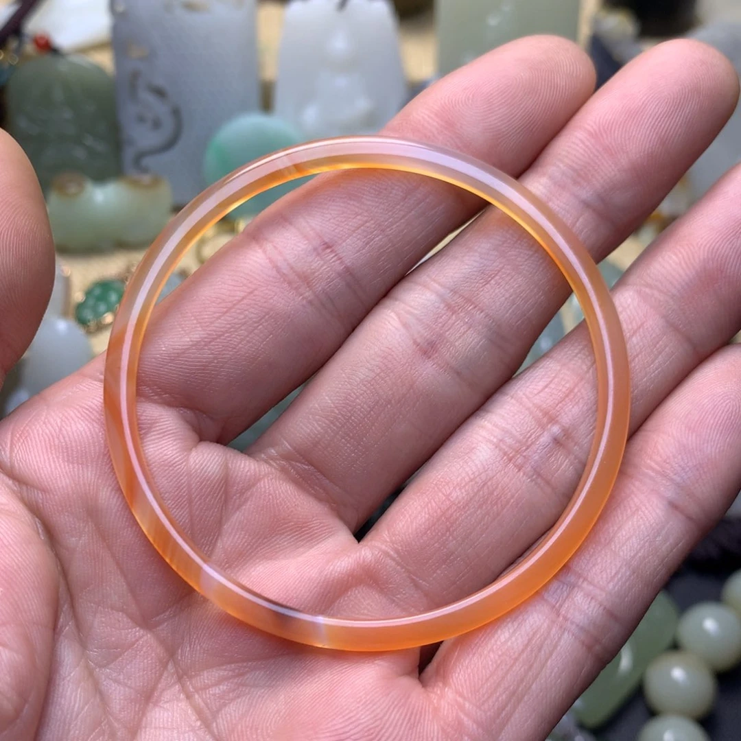 玛瑙/玉髓手镯未镶嵌