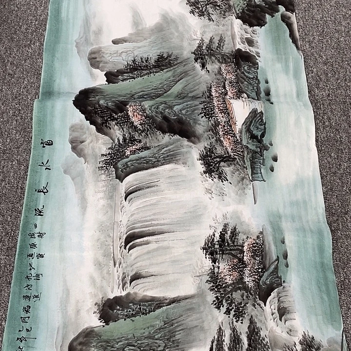 国画卖字画的小男孩