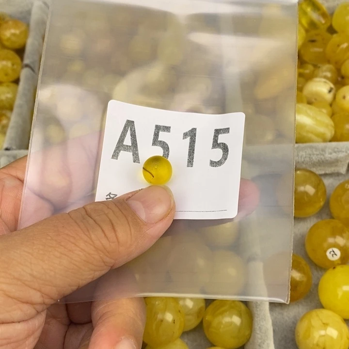 琥珀未镶嵌珠宝奇石微瑕10.2