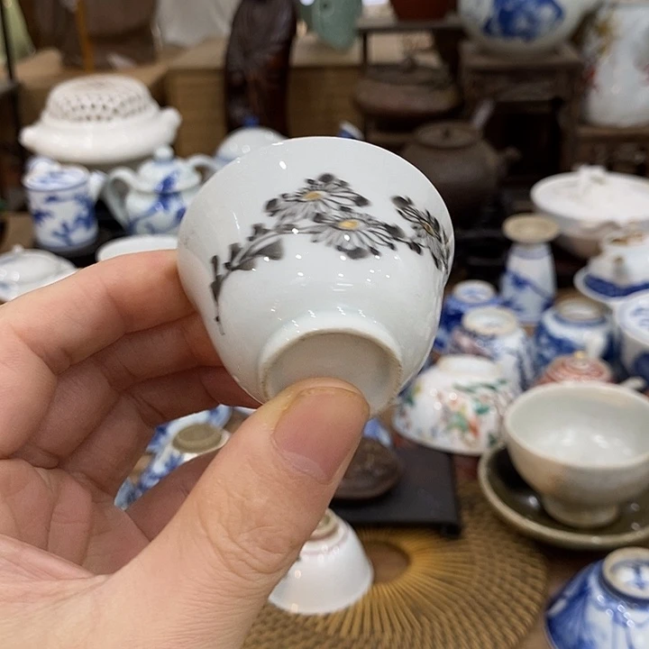 茶具等产品的生产和销售为