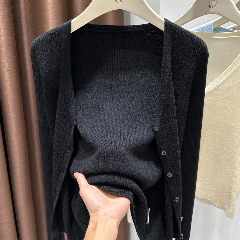 黑色休闲V领针织罩衫新款秋季连衣裙外搭长袖披肩女显瘦开衫外套