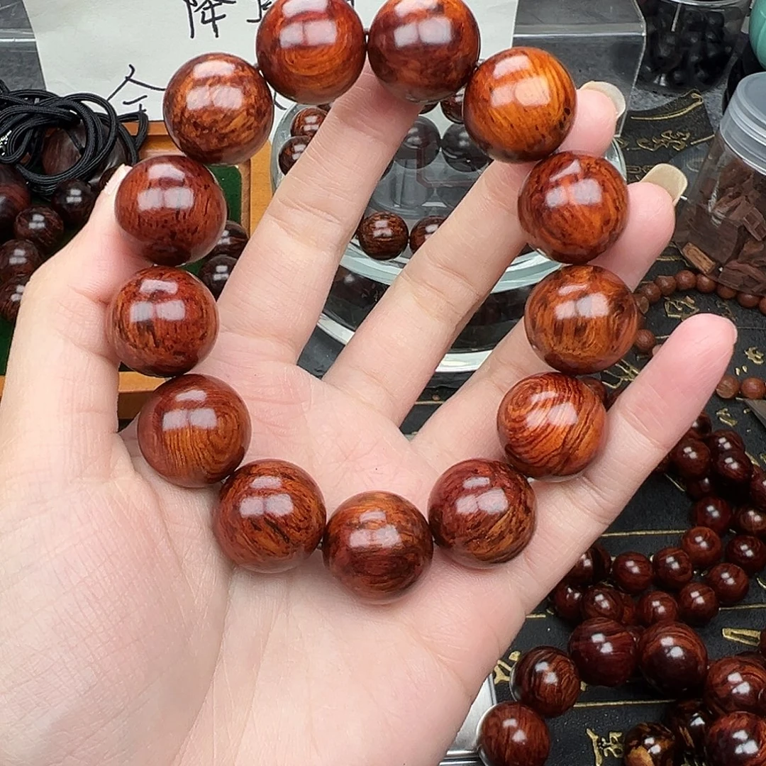 木1.8海南红降黄金底芝麻点瑕疵