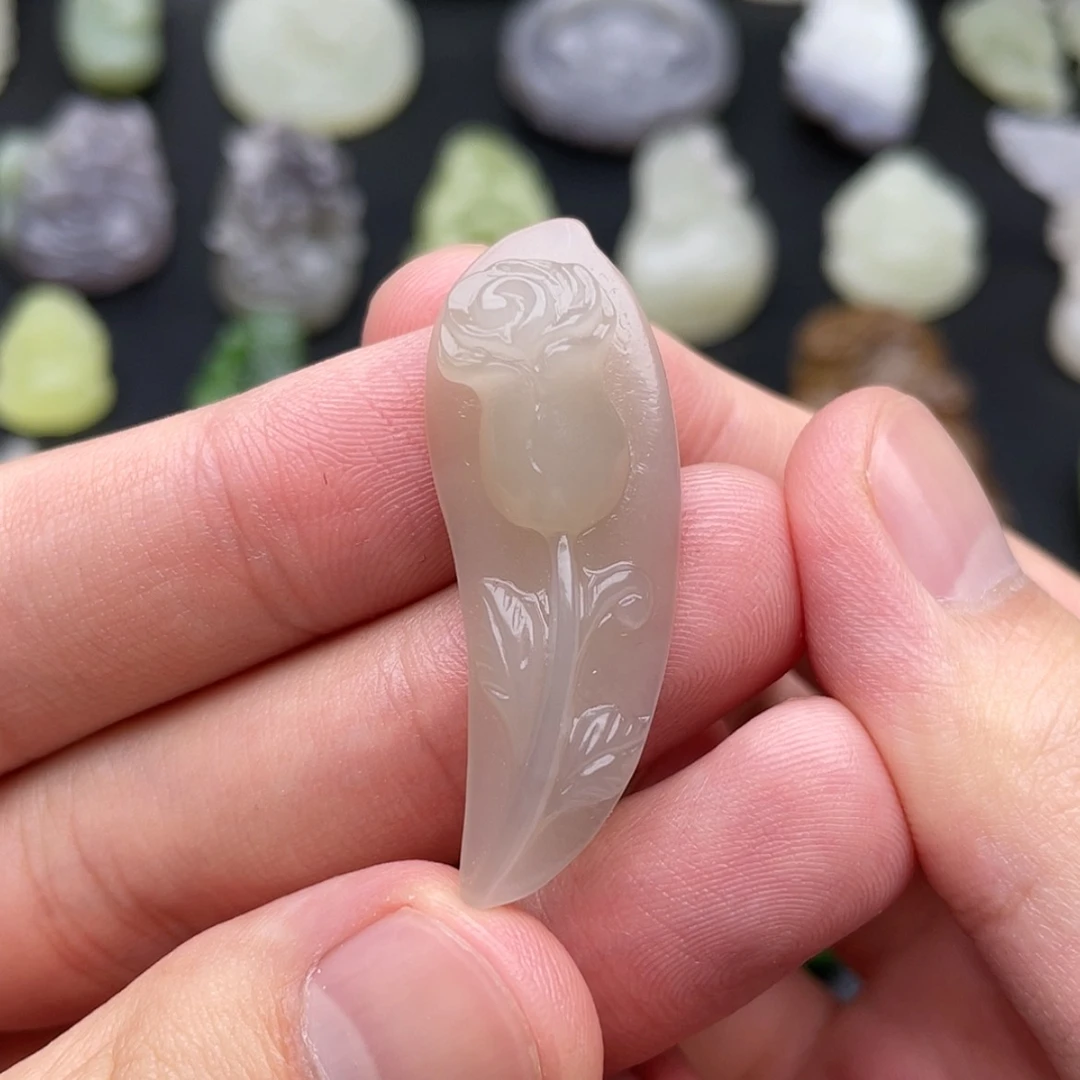 【闪购商品】和田玉未镶嵌颈饰