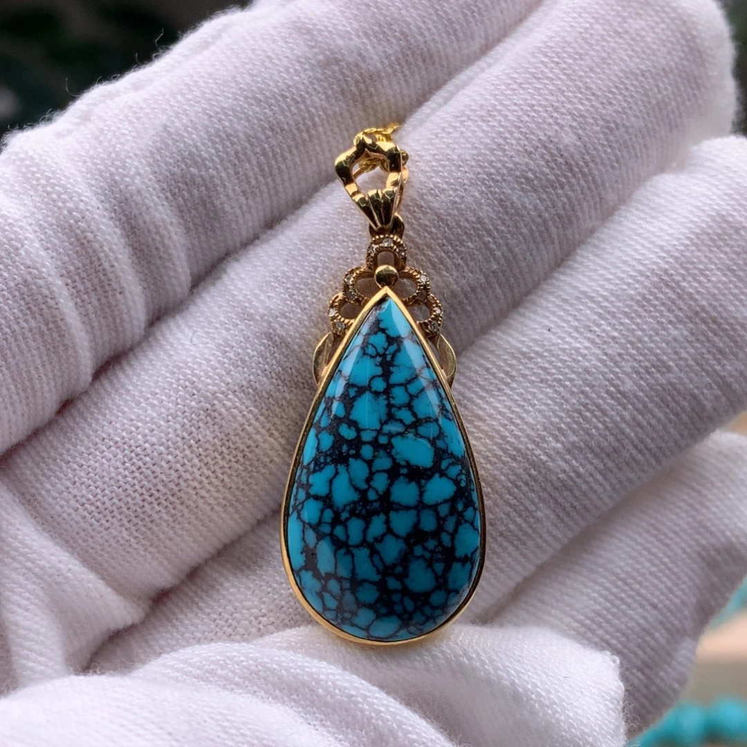 绿松石18K金镶嵌珠宝奇石