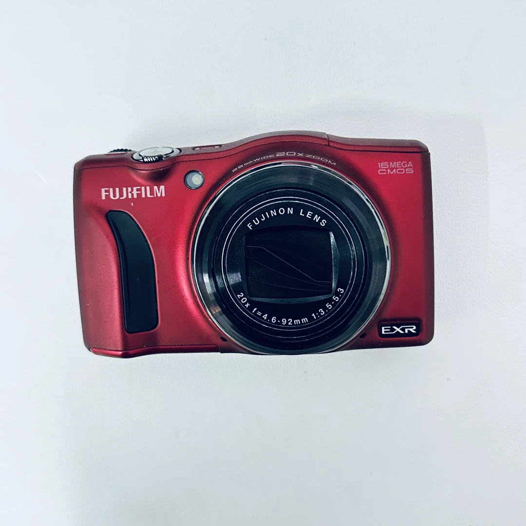 9新 Fujifilm/富士 f775exr福利款1600w像素20倍光变带胶片模拟
