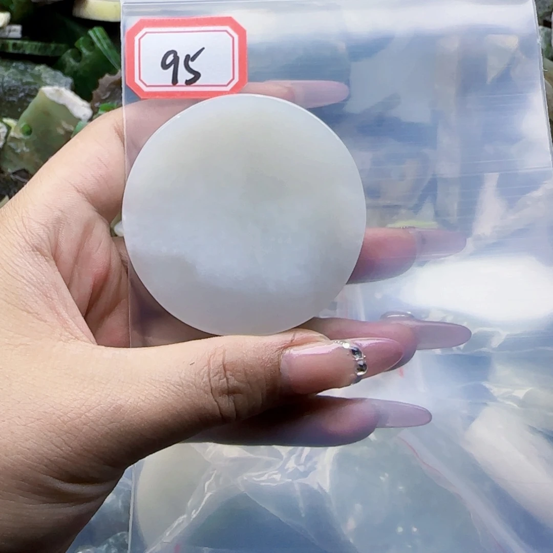 未镶嵌和田玉珠宝半成品
