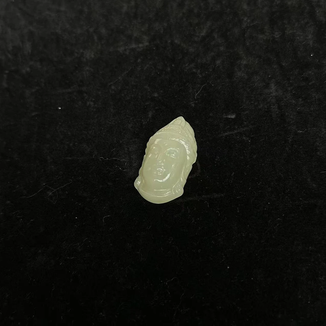天然和田玉挂件A9309