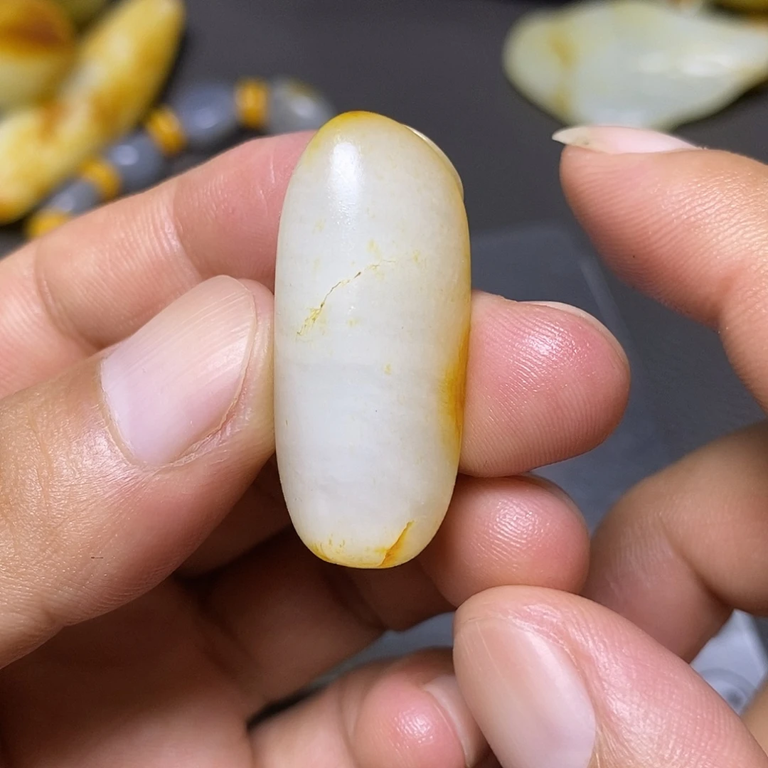 未镶嵌和田玉挂件